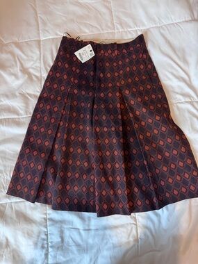 Zara Diamond-Print Skort in Black and Rust